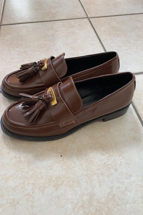 Mocassins ZARA avec détail en metal doré