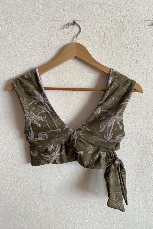 Top noué à motifs