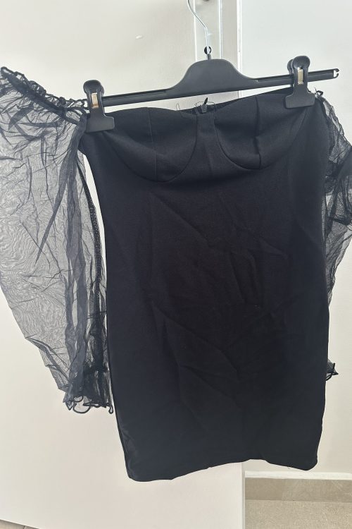 Robe manche froufrou