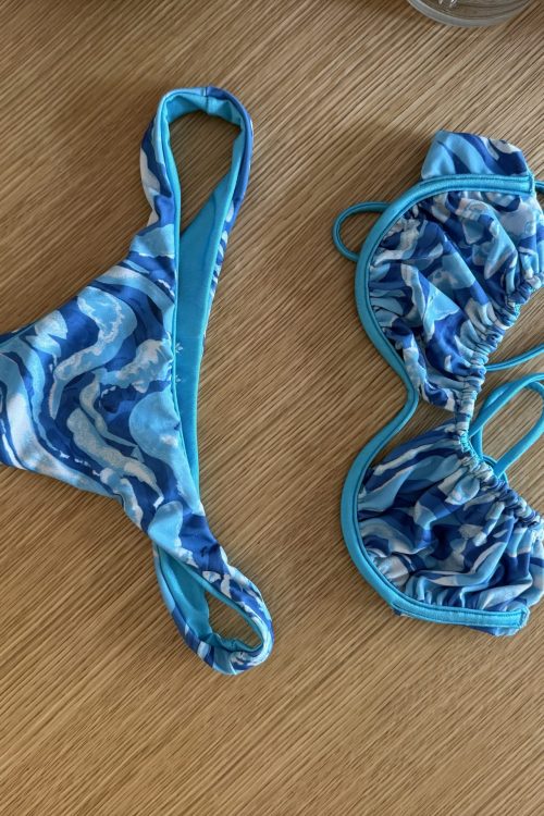 Maillot bleu réversible belles des pins