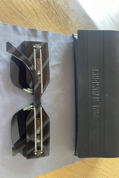 LUNETTES DE SOLEIL EMBLEMATIQUE DIOR SIGNATURE